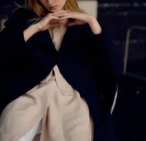 femme au style casual chic